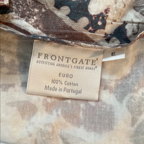 Beautiful FRONTGATE Queen Duvet Set- Portugal - Picture 7 of 7